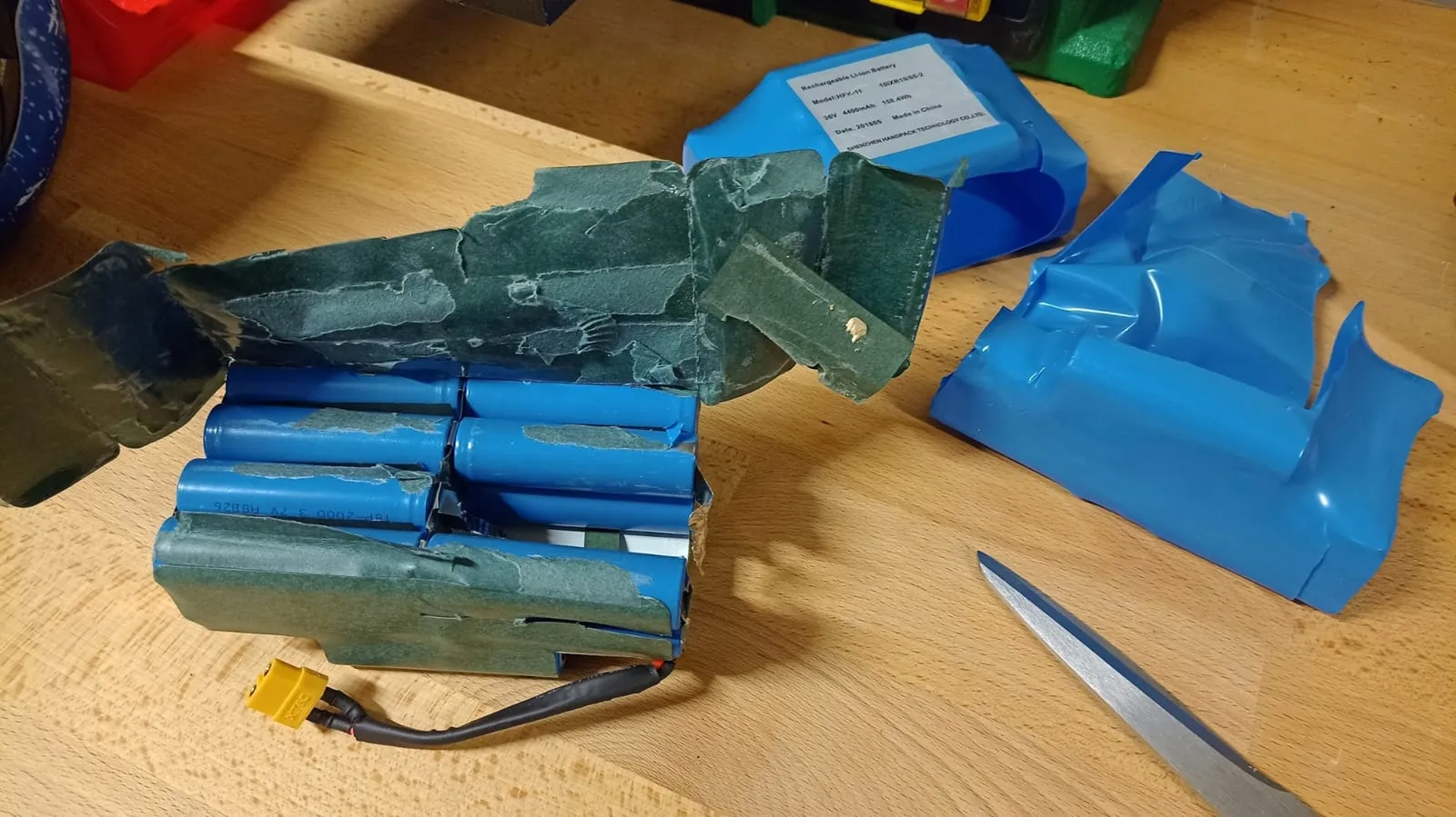 Li-Ion Akkupack aus dem Hoverboard